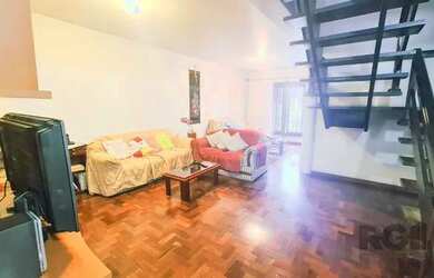 Imagem 9: Casa em Cristo Redentor. 320m² de Área, 5 Vagas na garageme4 Dormitórios