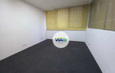 Imagem: O depósito possui 1 Vaga na garagem e 23m² de Área e está