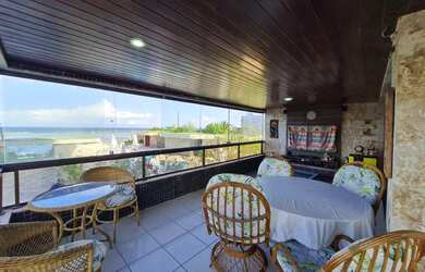 Imagem: O apartamento possui 4 Dormitórios, 5 Banheiros, 2 Vagas na