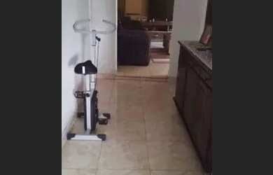 Imagem: A casa possui 2 Dormitórios, 1 Banheiro, 100m² de Área e