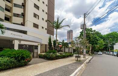 Imagem: O apartamento possui 2 Dormitórios, 1 Banheiro, 2 Vagas na