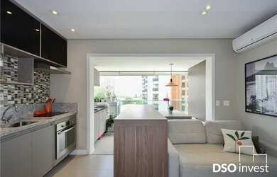 Imagem: O apartamento possui 2 Dormitórios, 5 Banheiros, 2 Vagas na