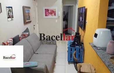 Imagem: O apartamento à venda possui 3 Dormitórios, 2 Banheiros e