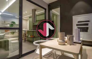 Imagem: O apartamento possui 2 Dormitórios, 1 Banheiro, 2 Vagas na