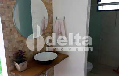 Imagem 10: Casa residencial com 3 suítes disponível para locação no bairro Alto...