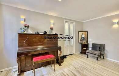 Imagem 5: Casa para Venda em Curitiba, Santa Cândida, 4 dormitórios, 1 suíte, 3 banheiros, 3 vagas