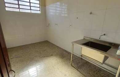 Imagem 4: ALUGUE EXCELENTE PONTO COMERCIAL NO JARDIM CANADÁ, COM ESTACIONAMENTO...