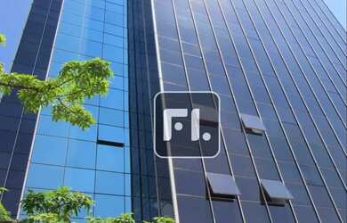 Imagem: O depósito possui 5 Vagas na garagem, 670m² de Área e está