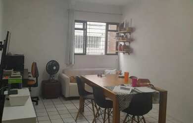 Imagem: O apartamento possui 3 Dormitórios, 2 Banheiros e 1 Vaga na