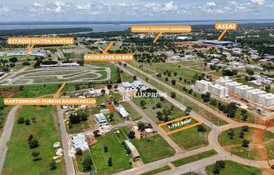 Imagem: O terreno possui 1.733m² de Área e está localizado em Plano