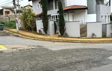 Imagem 2: Sobrado à venda em Campinas, Mansões Santo Antônio, com 5 suítes, com 370 m²