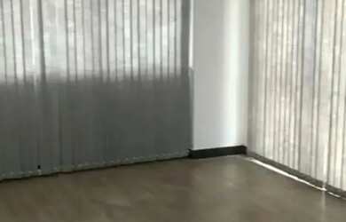 Imagem: O depósito possui 3 Vagas na garagem, 75m² de Área e Imóvel