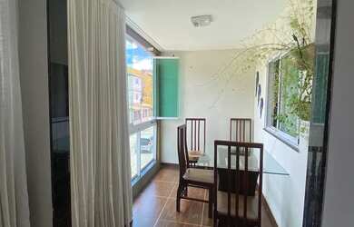 Imagem: A casa possui 3 Dormitórios, 2 Banheiros e está localizado