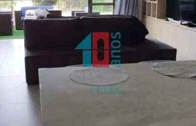 Imagem: O apartamento possui 5 Dormitórios, 5 Banheiros, 3 Vagas na