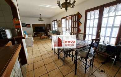 Imagem 10: Linda casa colonial 3 qtos/suíte/piscina/4 vagas, à venda, 230 m² por R$ 820.000 - São Ped