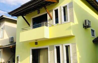 Imagem: A casa em condomínio possui 4 Dormitórios, 4 Banheiros, 2