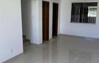 Imagem: A casa possui 3 Dormitórios, 3 Banheiros, 3 Vagas na garagem