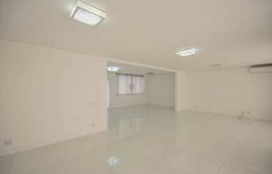 Imagem 9: More em uma Casa Ampla no melhor Condomínio Clube do Morumbi