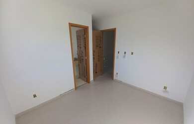 Imagem 9: Casa em Lauro de Freitas 3 Suítes, garagem, condomínio piscina