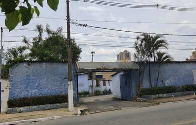 Imagem: O terreno possui 1.380m² de Área e está localizado em Campestre