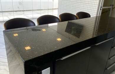 Imagem: O apartamento na cobertura possui 3 Dormitórios, 2 Banheiros