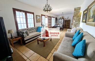 Imagem 14: Linda casa colonial 3 qtos/suíte/piscina/4 vagas, à venda, 230 m² por R$ 820.000 - São Ped