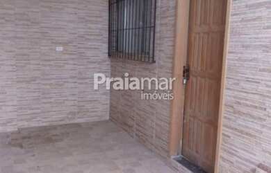 Imagem: A casa possui 2 Dormitórios, 2 Banheiros, 1 Vaga na garagem