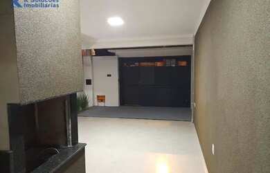 Imagem 3: Linda residência novíssima com area gourmet, cozinha americana no Alto...