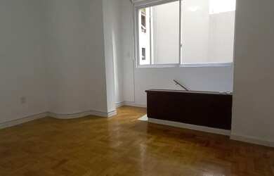 Imagem 1: Apartamento para Venda em Porto Alegre, Auxiliadora, 2 dormitórios, 1 banheiro