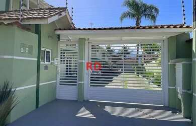 Imagem: A casa possui 2 Dormitórios, 1 Banheiro, 1 Vaga na garagem