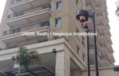 Imagem: O depósito possui 4 Vagas na garagem, 70m² de Área e está