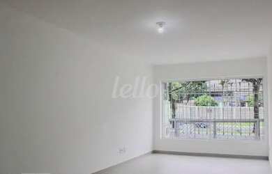 Imagem: A casa possui 2 Dormitórios, 1 Banheiro, 2 Vagas na garagem