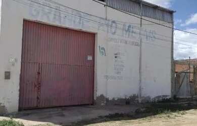 Imagem: O depósito possui 1 Vaga na garagem, 280m² de Área e está