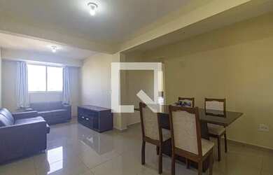 Imagem: O apartamento possui 3 Dormitórios, 1 Banheiro, 1 Vaga na garagem