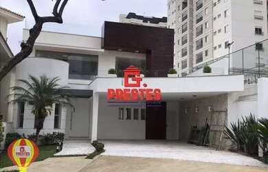 Imagem: A casa em condomínio possui 4 Dormitórios, 1 Banheiro, 4 Vagas