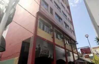 Imagem: O apartamento possui 1 Dormitório, 1 Banheiro e está localizado