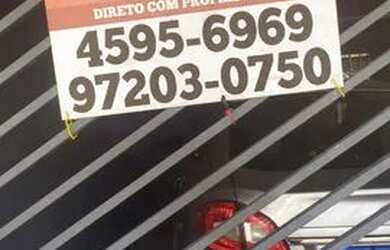 Imagem: A casa possui 1 Dormitório, 1 Banheiro, 1 Vaga na garagem e