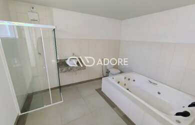 Imagem: A casa em condomínio possui 3 Dormitórios, 3 Banheiros, 2