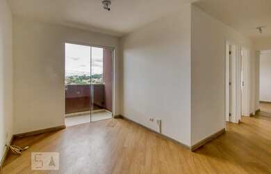 Imagem: O apartamentoe possui 3 Dormitórios, 1 Banheiro, 1 Vaga na