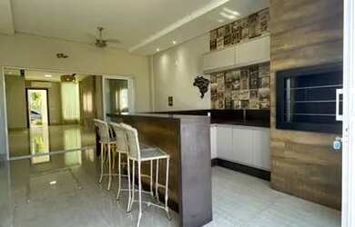 Imagem: A casa em condomínio possui 3 Dormitórios, 5 Banheiros, 2