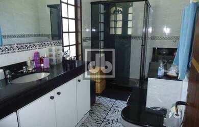 Imagem 9: Anil - Rua Pierre La Place - Casa Triplex - 4 Quartos 1 Suíte - 3 Vagas...