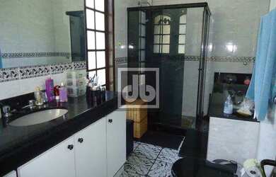 Imagem 14: Anil - Rua Pierre La Place - Casa Triplex - 4 Quartos 1 Suíte - 3 Vagas...