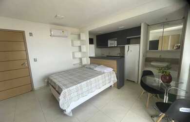 Imagem: O apartamento possui 1 Dormitório, 1 Banheiro, 1 Vaga na garagem