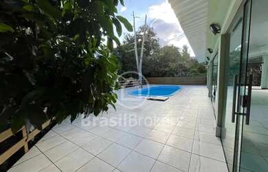 Imagem 11: Casa com 5 quartos e piscina e sauna