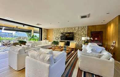 Imagem 11: Mansão beira lago mobiliada e decorada com piscina térmica e 5 suítes...