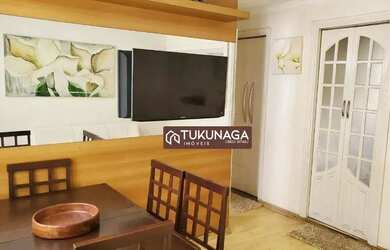 Imagem: O apartamento possui 2 Dormitórios, 1 Banheiro, 1 Vaga na garagem