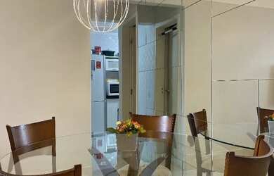 Imagem: O apartamento possui 2 Dormitórios, 2 Banheiros, 1 Vaga na