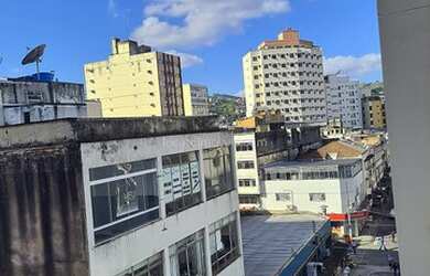 Imagem: O apartamento possui 3 Dormitórios, 3 Banheiros, 82m² de Área