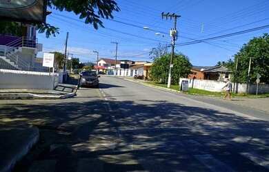 Imagem: O terreno possui 1.809m² de Área e está localizado em Penha