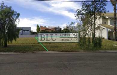 Imagem: O terreno à venda possui 693m² de Área e está localizado